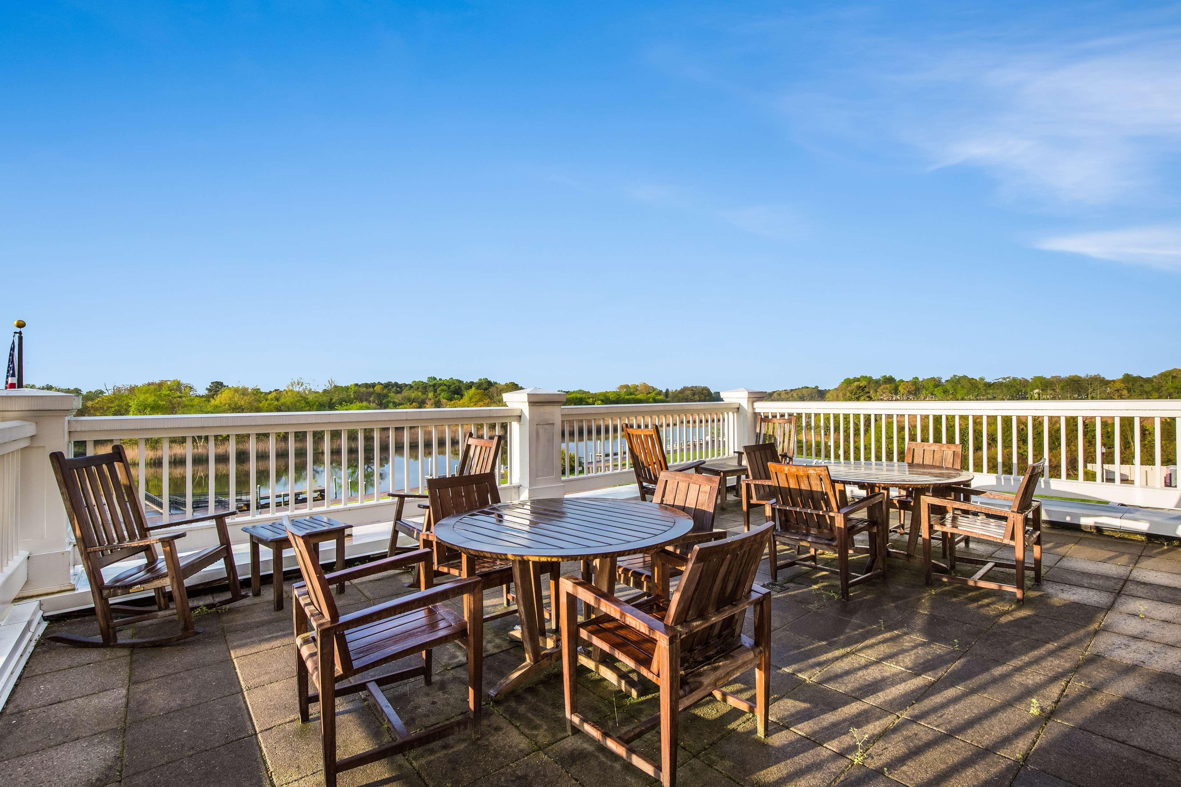 Hilton Garden Inn Suffolk Riverfront Екстериор снимка