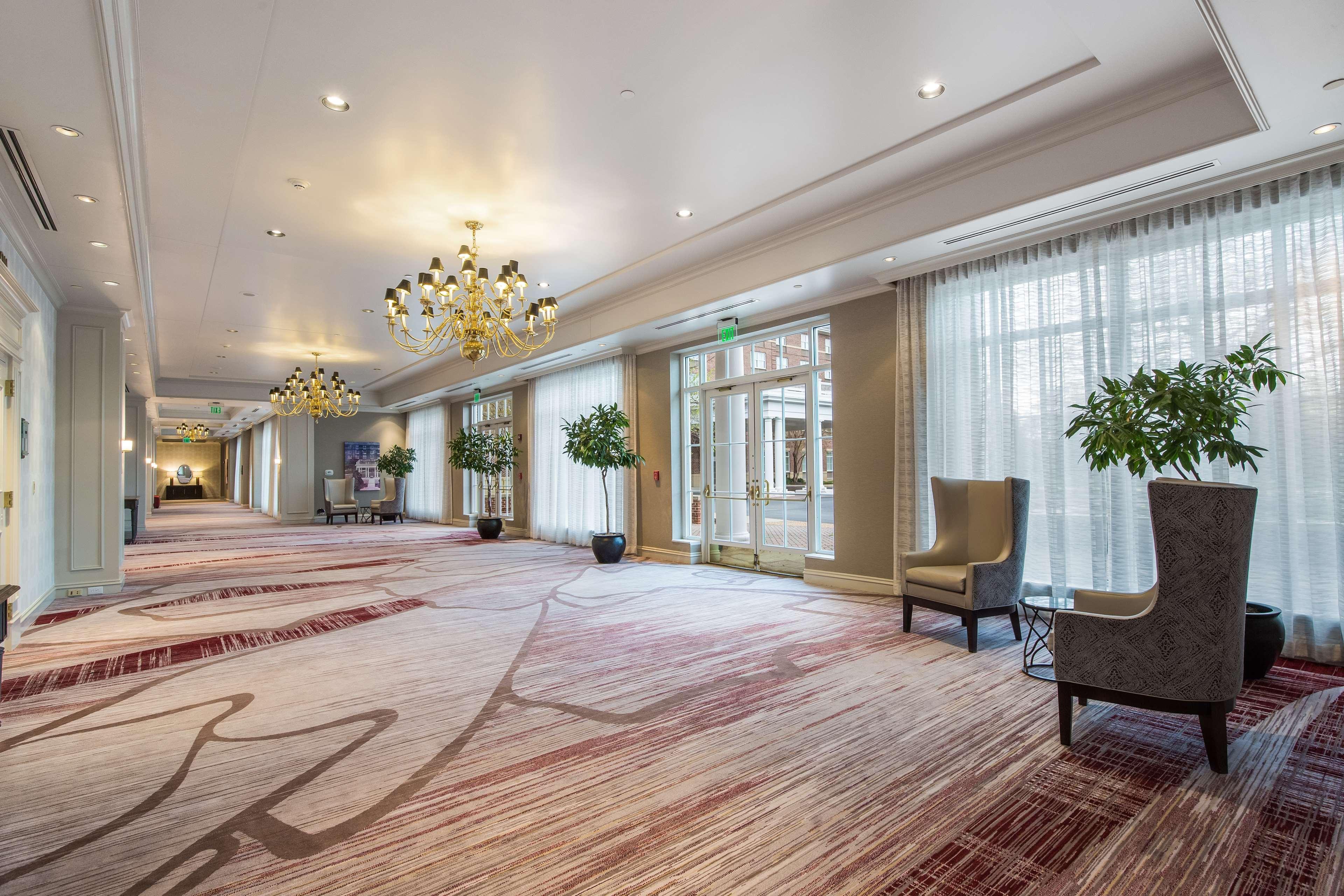 Hilton Garden Inn Suffolk Riverfront Екстериор снимка