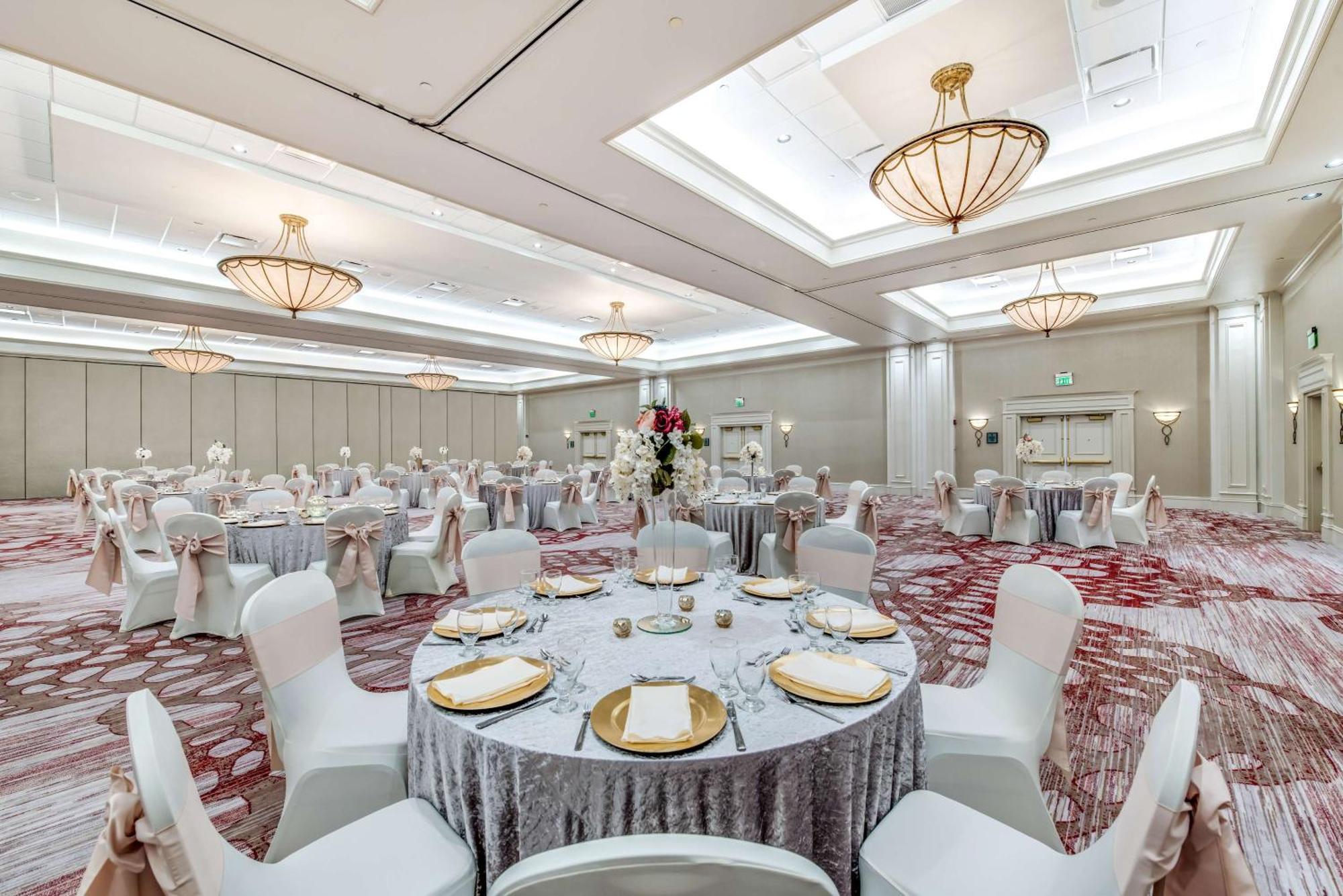 Hilton Garden Inn Suffolk Riverfront Екстериор снимка