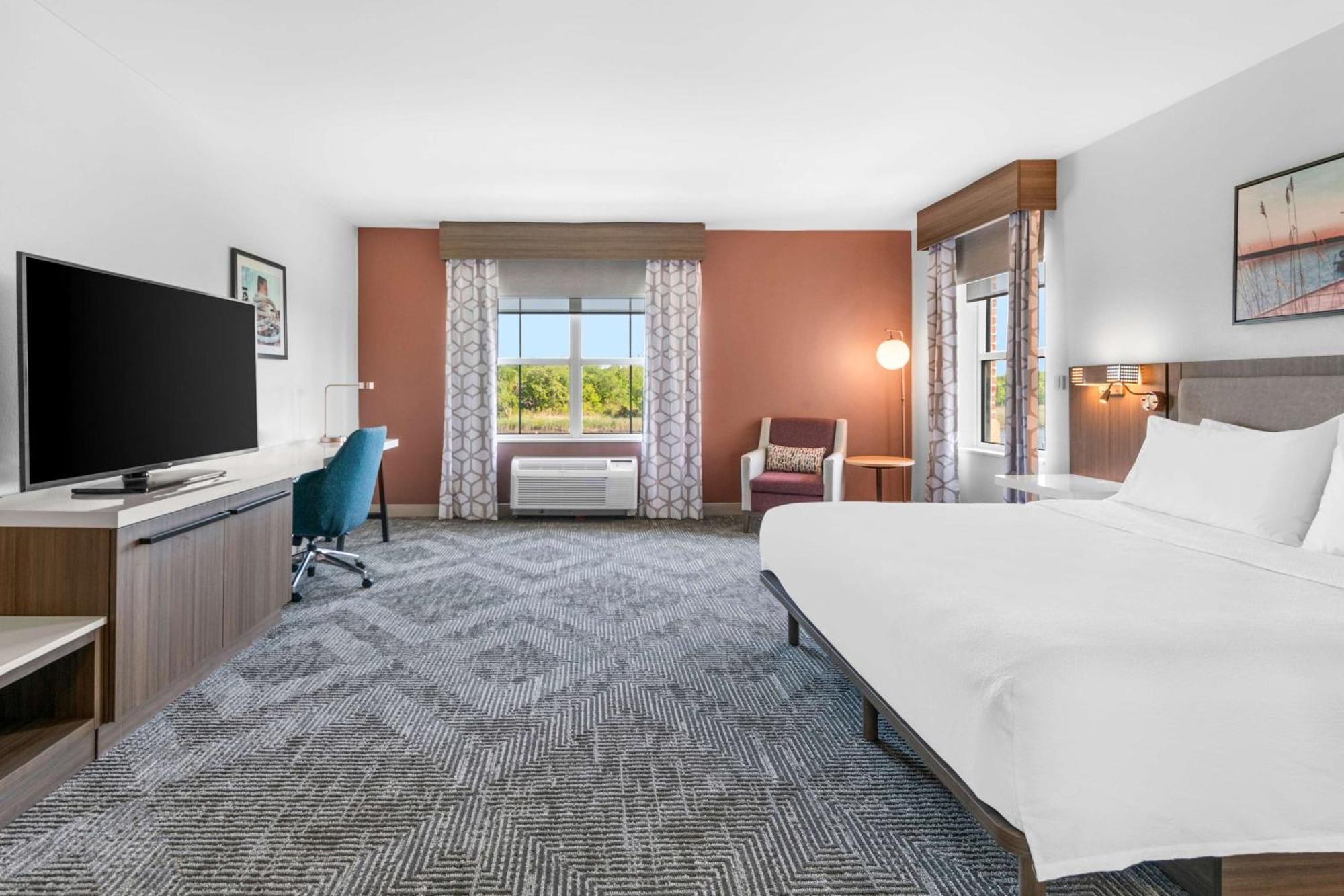 Hilton Garden Inn Suffolk Riverfront Екстериор снимка