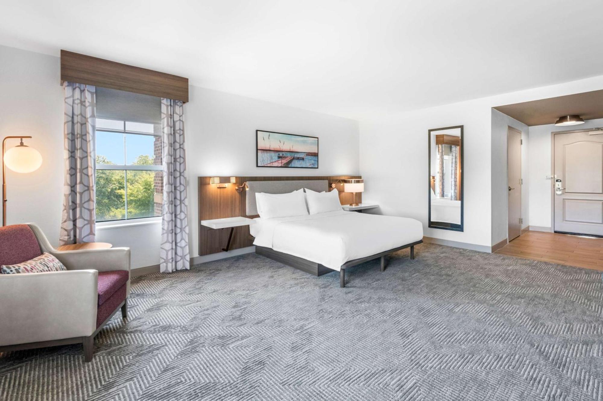 Hilton Garden Inn Suffolk Riverfront Екстериор снимка